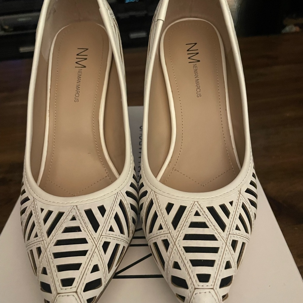 Neiman Marcus White and Black Geometric Heels
